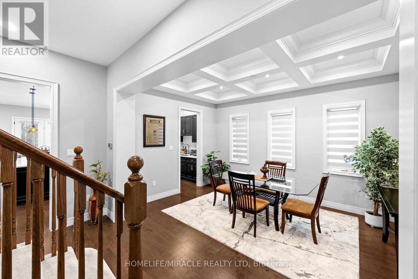 147 Ambrous Crescent W, Guelph, Ontario  N1G 0E4 - Photo 4 - X13716172