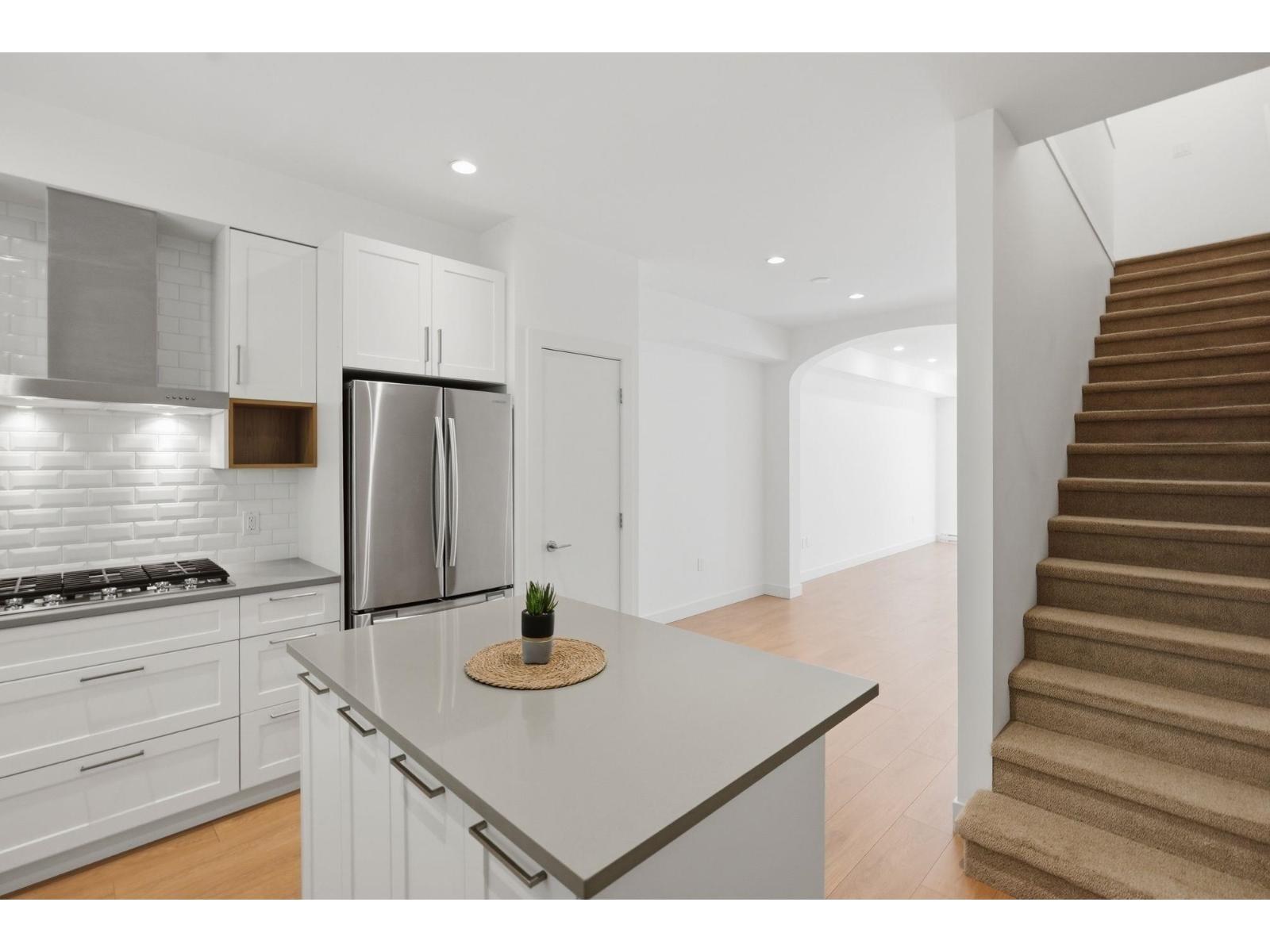 38 288 171 Street, Surrey, British Columbia V3Z 9P5 - Photo 5 - R3159173