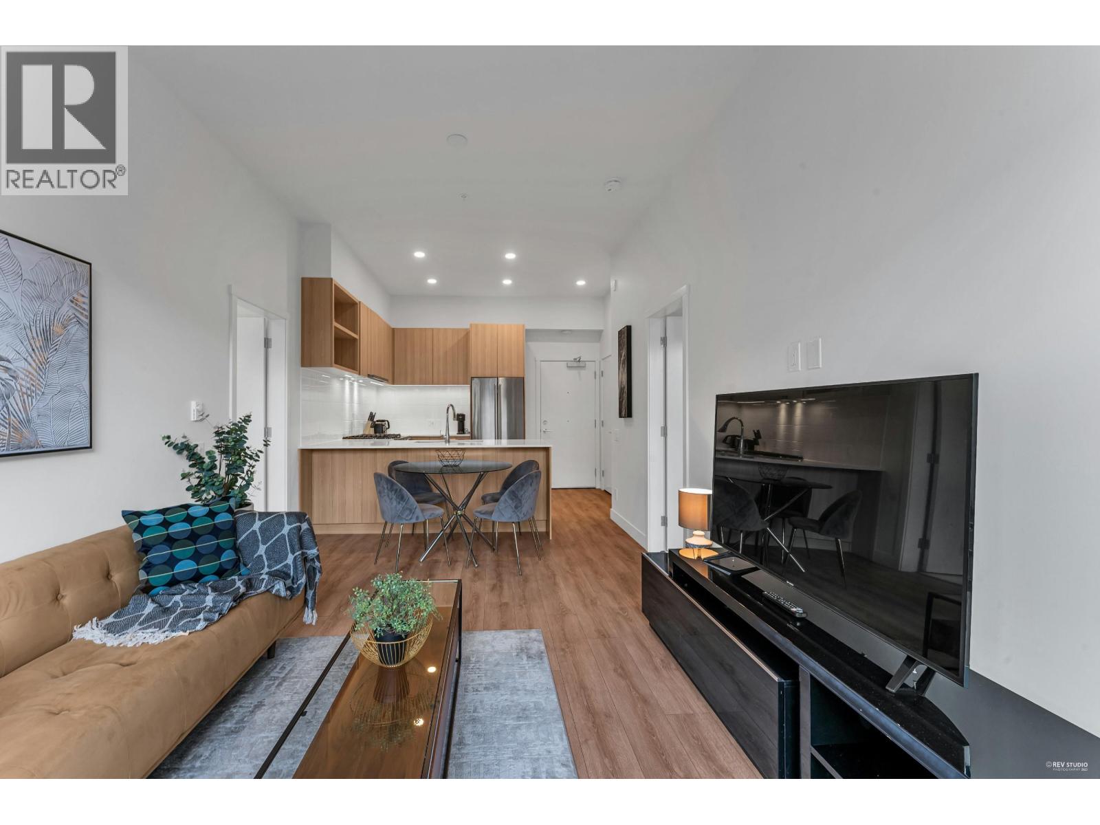 403 741 Anskar Court, Coquitlam, British Columbia V3J 0N3 - Photo 8 - R3159141