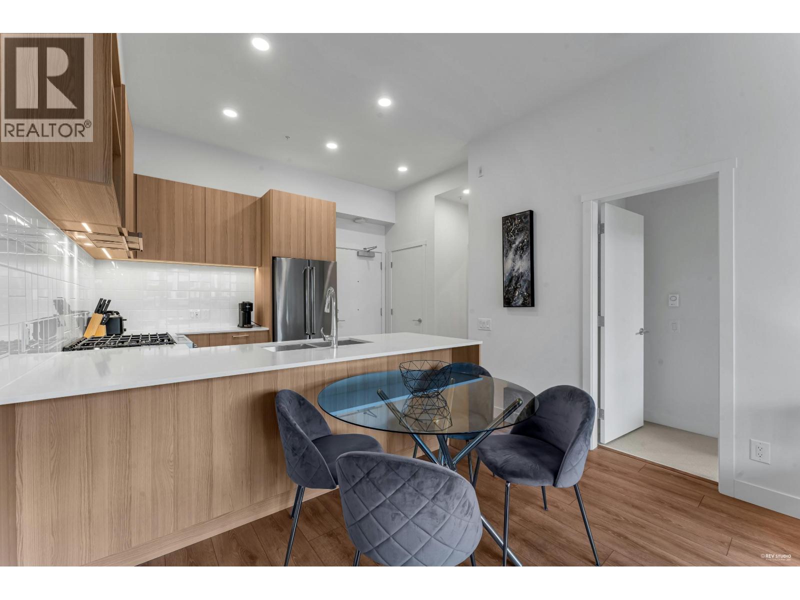 403 741 Anskar Court, Coquitlam, British Columbia V3J 0N3 - Photo 6 - R3159141
