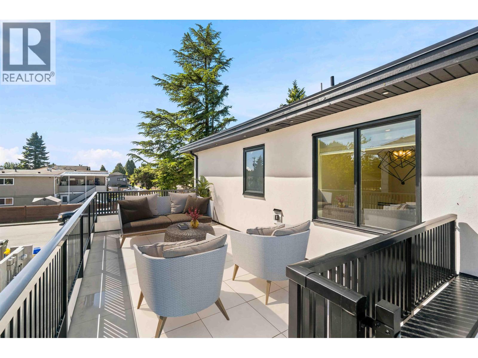 1 3871 Springfield Drive, Richmond, British Columbia V7E 1Z3 - Photo 3 - R3159006