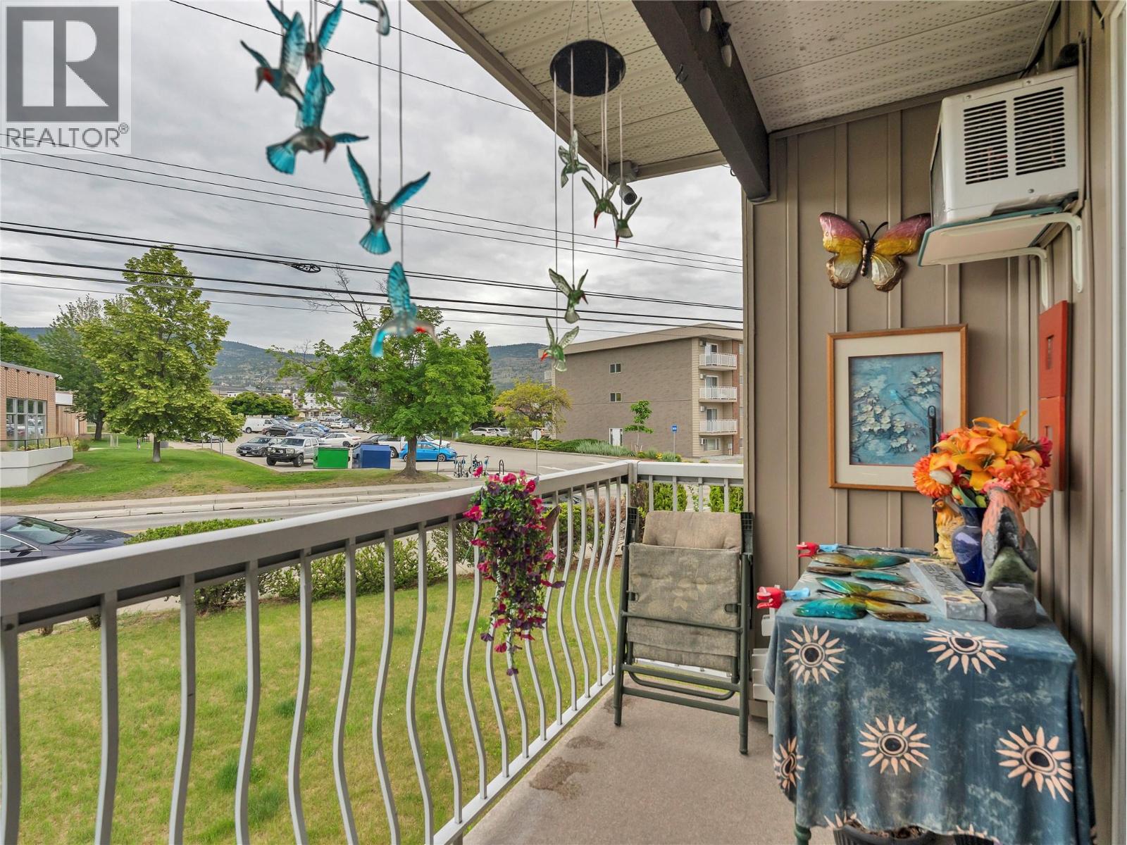 803 Fairview Road Unit# 212, Penticton, British Columbia  V2A 5Y7 - Photo 3 - 10390713