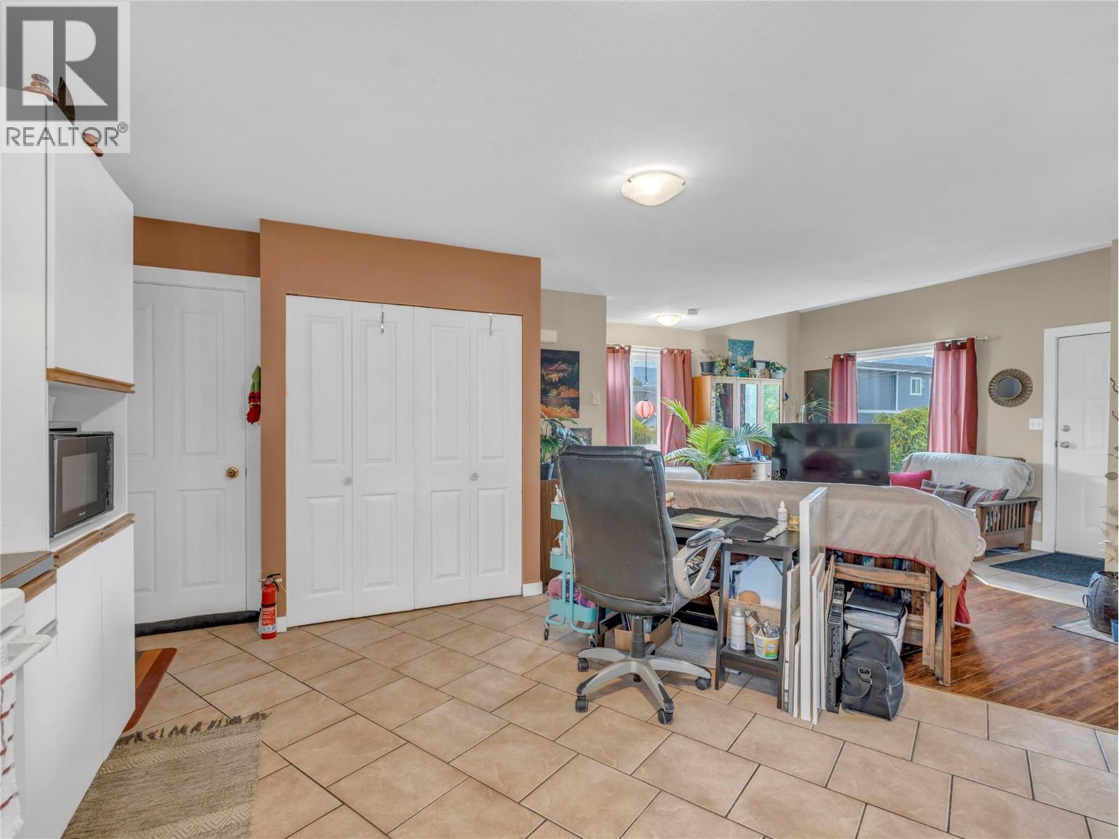 506 Nelson Avenue, Penticton, British Columbia  V2A 2L2 - Photo 5 - 10392992
