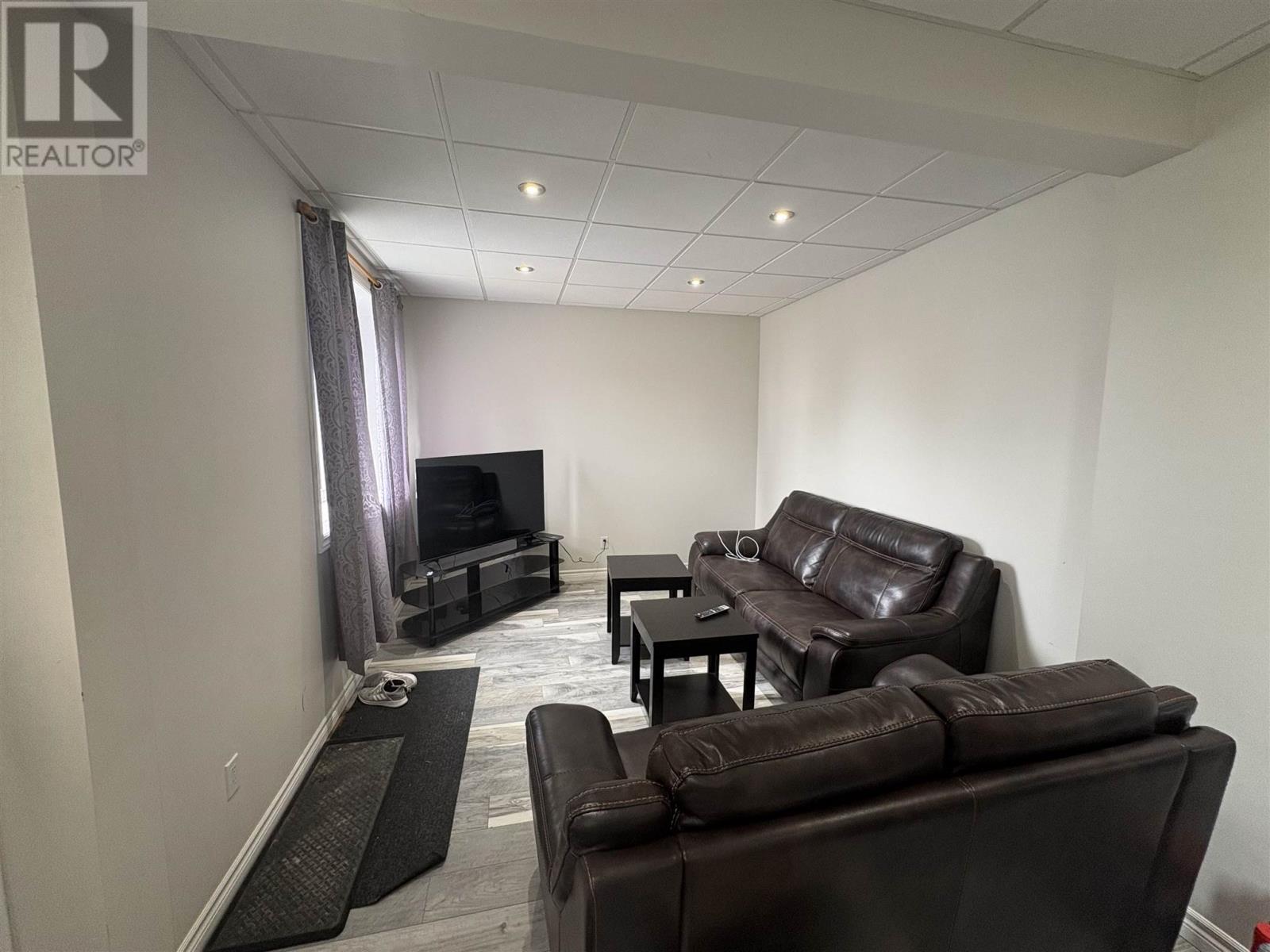 28 Aberdeen Street South, Chapleau, Ontario  P0M 1K0 - Photo 13 - SM262330