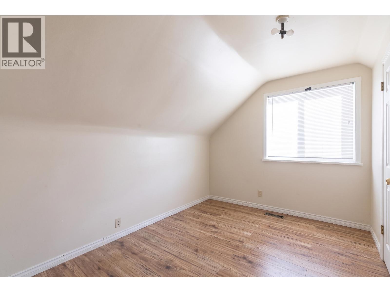 380 E 58th Avenue, Vancouver, British Columbia V5X 1V9 - Photo 12 - R3159190