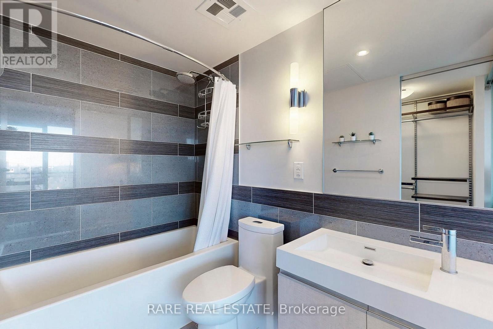 2403 - 70 Distillery Lane, Toronto, Ontario  M5A 0E3 - Photo 14 - C13716208
