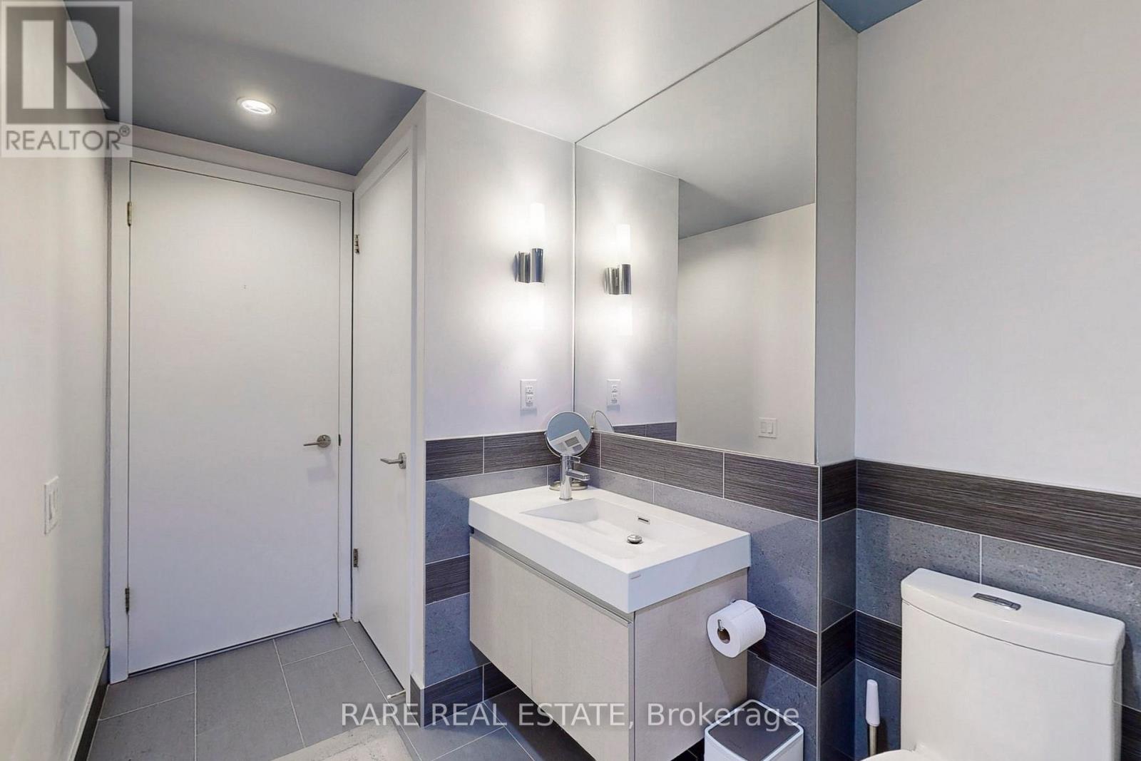 2403 - 70 Distillery Lane, Toronto, Ontario  M5A 0E3 - Photo 18 - C13716208