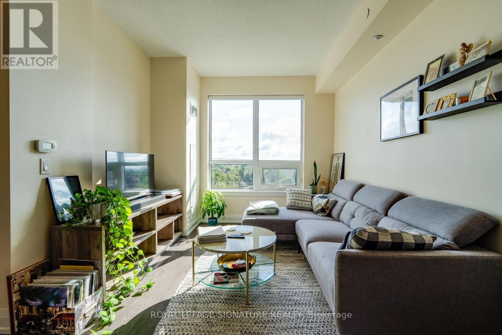 518 - 7900 BATHURST STREET, Vaughan, Ontario