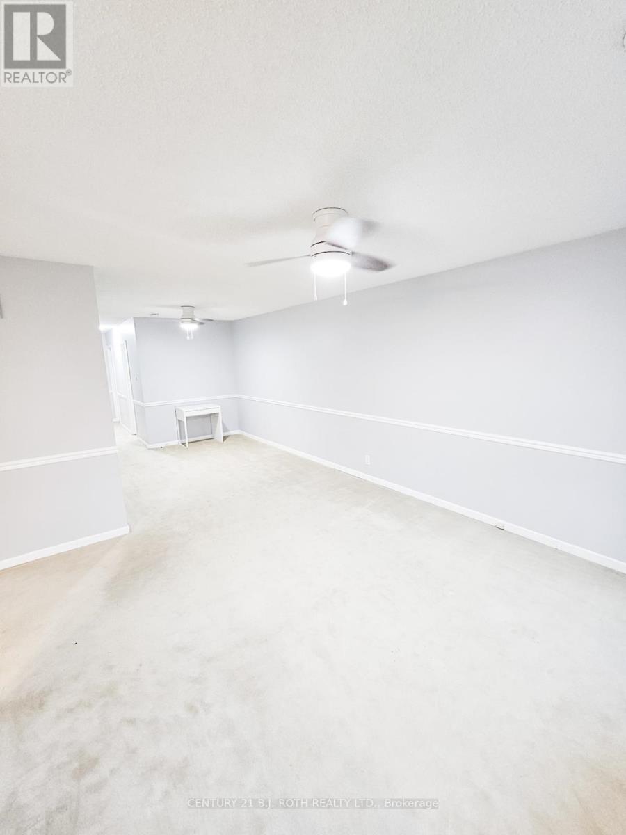 33 Beaumaur Drive, Penetanguishene, Ontario  L9M 1V7 - Photo 5 - S13716254