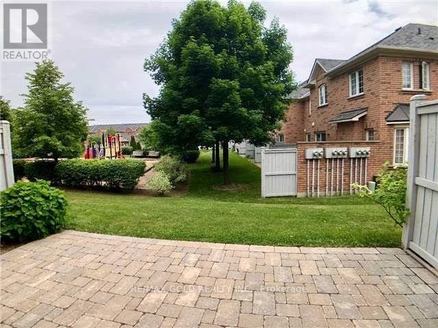 45 - 2665 Thomas Street, Mississauga, Ontario  L5M 6G5 - Photo 3 - W13716256
