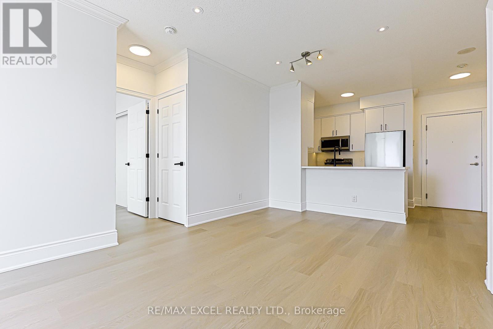 Ph 18 - 25 Greenview Avenue, Toronto, Ontario  M2M 0A5 - Photo 13 - C13713048