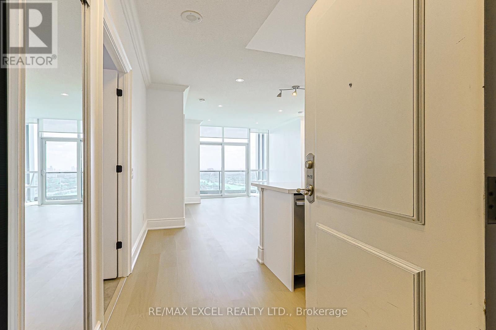 Ph 18 - 25 Greenview Avenue, Toronto, Ontario  M2M 0A5 - Photo 7 - C13713048