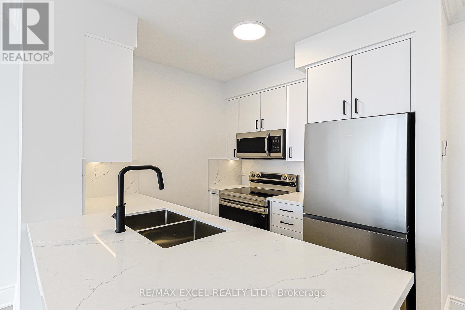 Ph 18 - 25 Greenview Avenue, Toronto, Ontario  M2M 0A5 - Photo 9 - C13713048