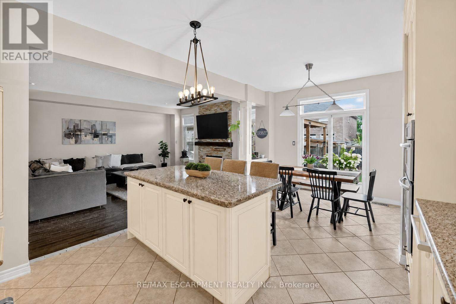 58 Peach Tree Lane, Grimsby, Ontario  L3M 0C1 - Photo 10 - X13715886