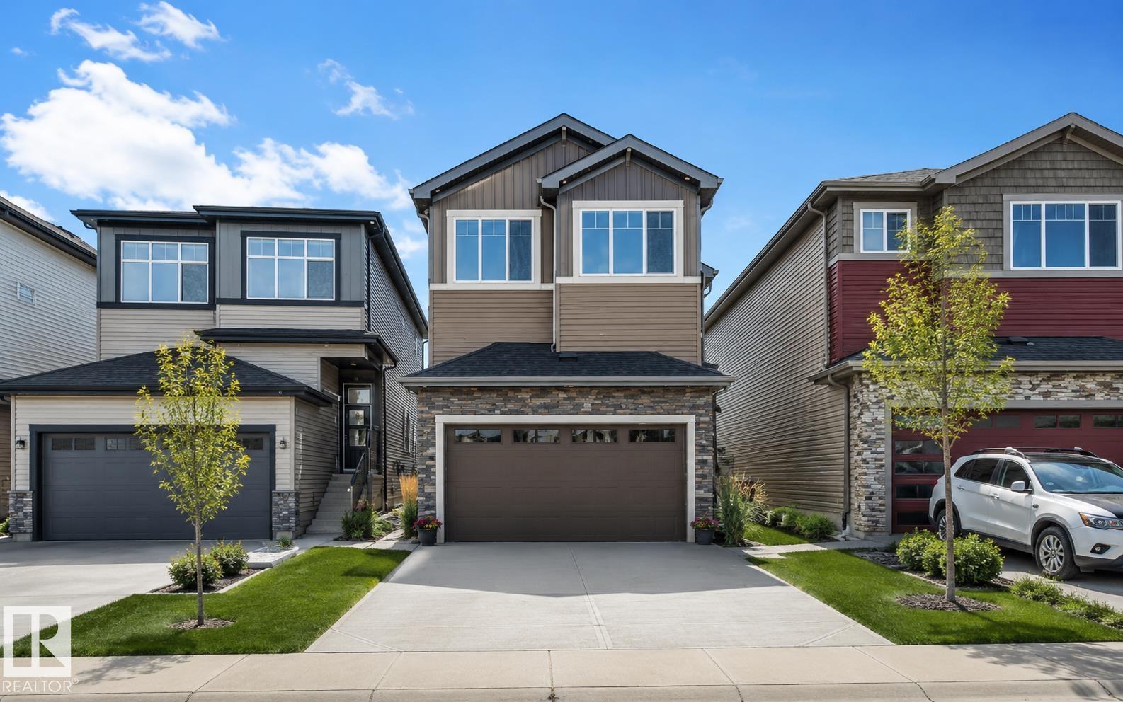 7156 177 AV NW, edmonton, Alberta