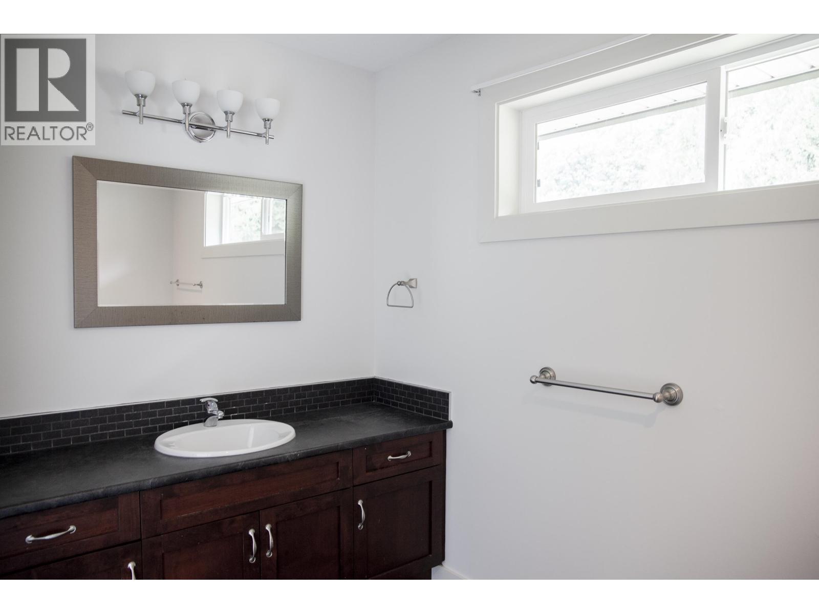 4995 Bay Road, Sechelt, British Columbia V7Z 0E9 - Photo 18 - R3152945