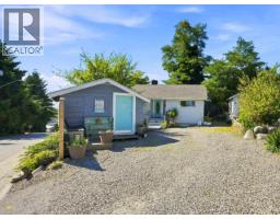 557 NORTH FLETCHER ROAD, Gibsons, British Columbia