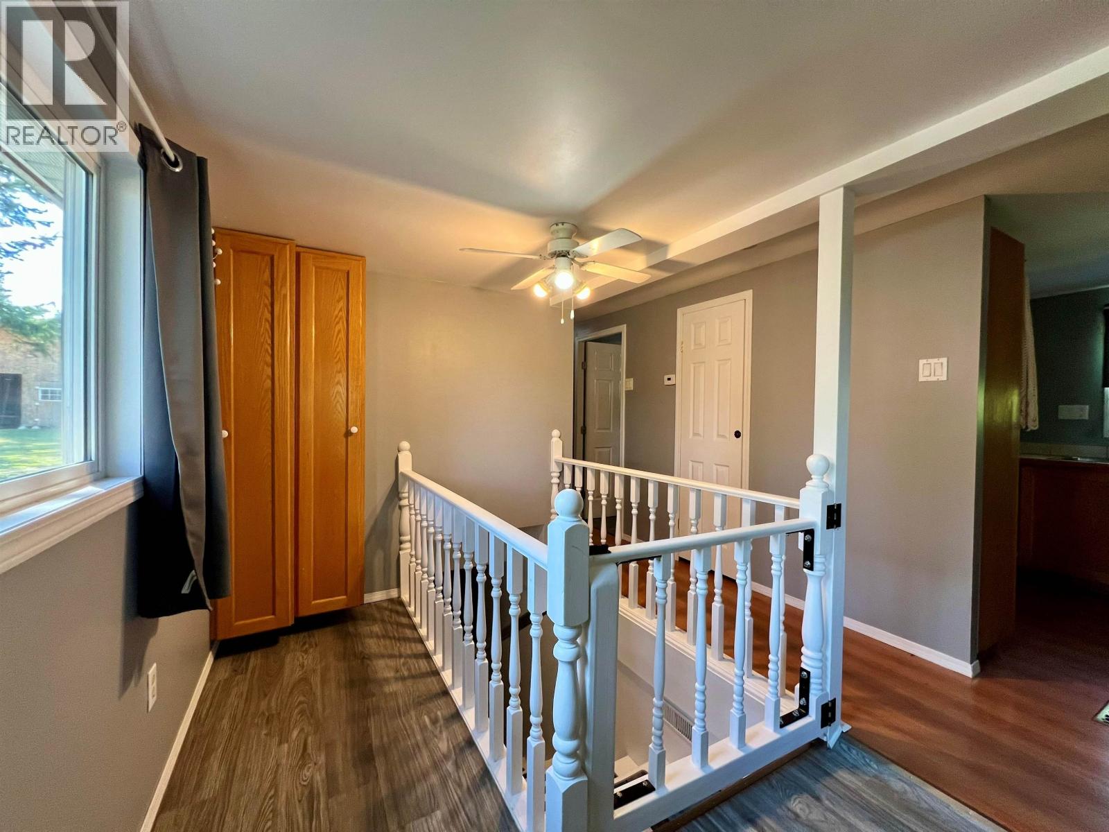 5396 Park Drive, 100 Mile House, British Columbia  V0K 2E1 - Photo 5 - R3159272