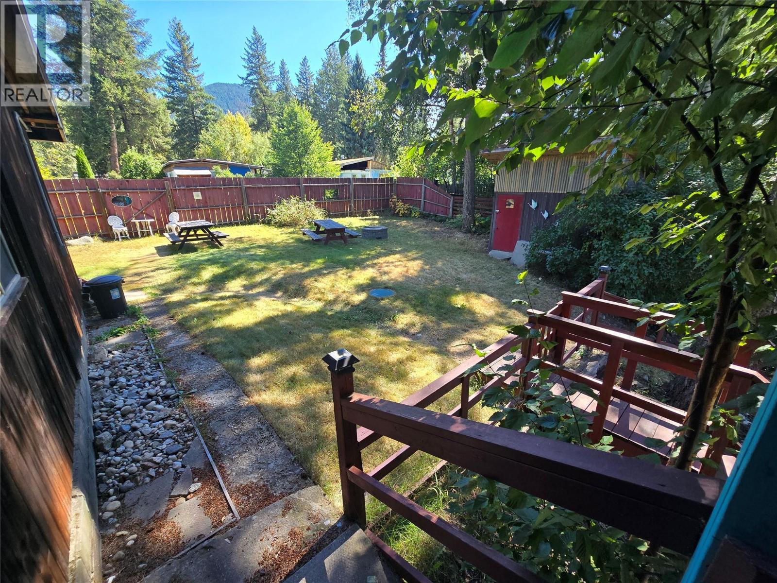 1037 Raft River Road, Clearwater, British Columbia  V0E 1N1 - Photo 28 - 10398907