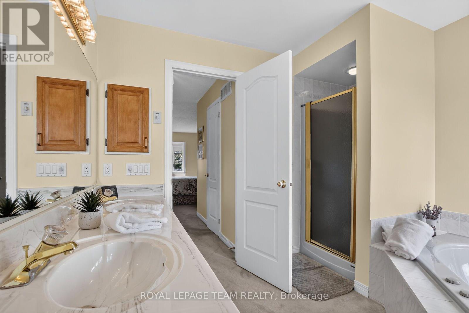 19 Slade Crescent, Ottawa, Ontario  K2K 2L1 - Photo 31 - X13716284