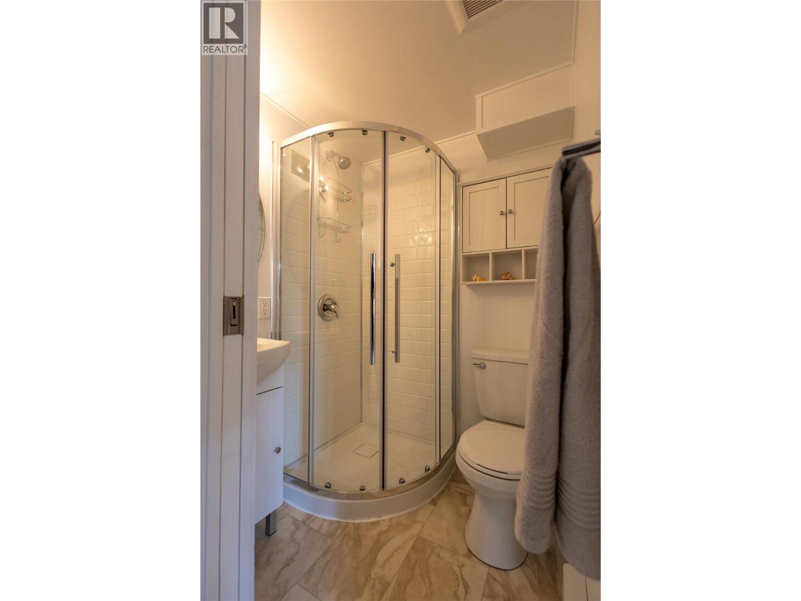 2205 Bealby Road, Nelson, British Columbia  V1L 6W2 - Photo 21 - 10395338