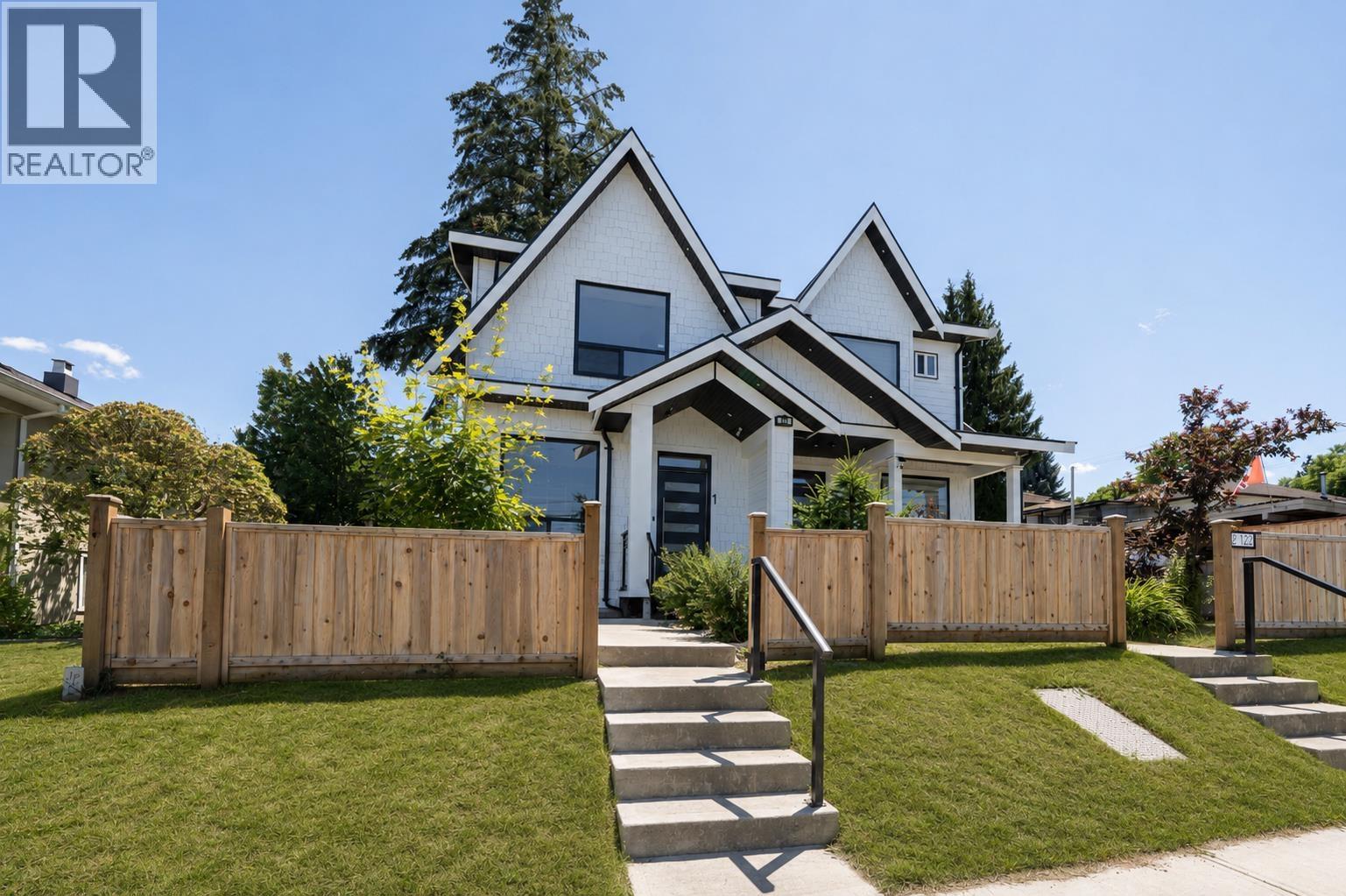 1 122 EIGHTH AVENUE, New Westminster, British Columbia