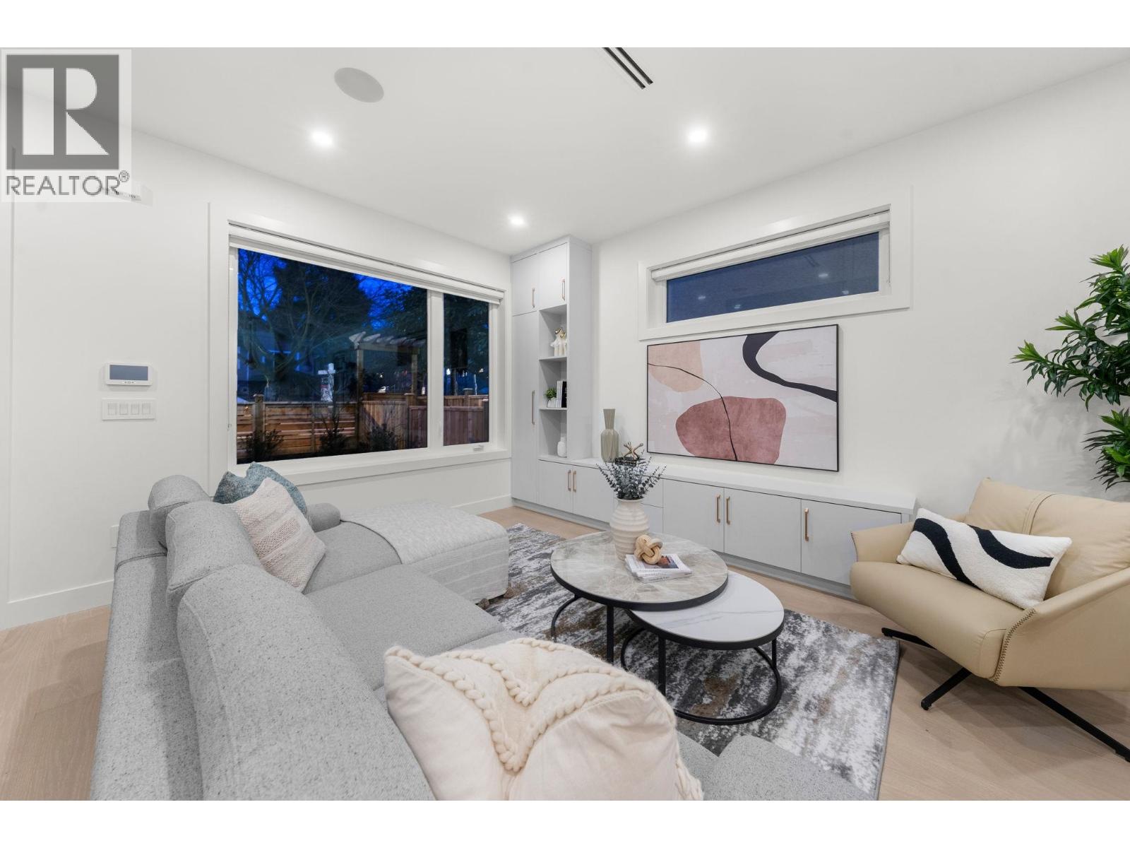 1 1582 E 2nd Avenue, Vancouver, British Columbia V5N 1C7 - Photo 6 - R3159258