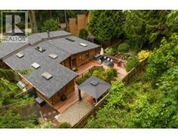 1222 MILLER ROAD, Bowen Island, British Columbia