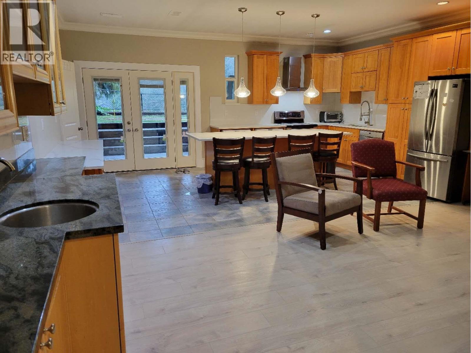 7000 BURRIS STREET, Burnaby, British Columbia