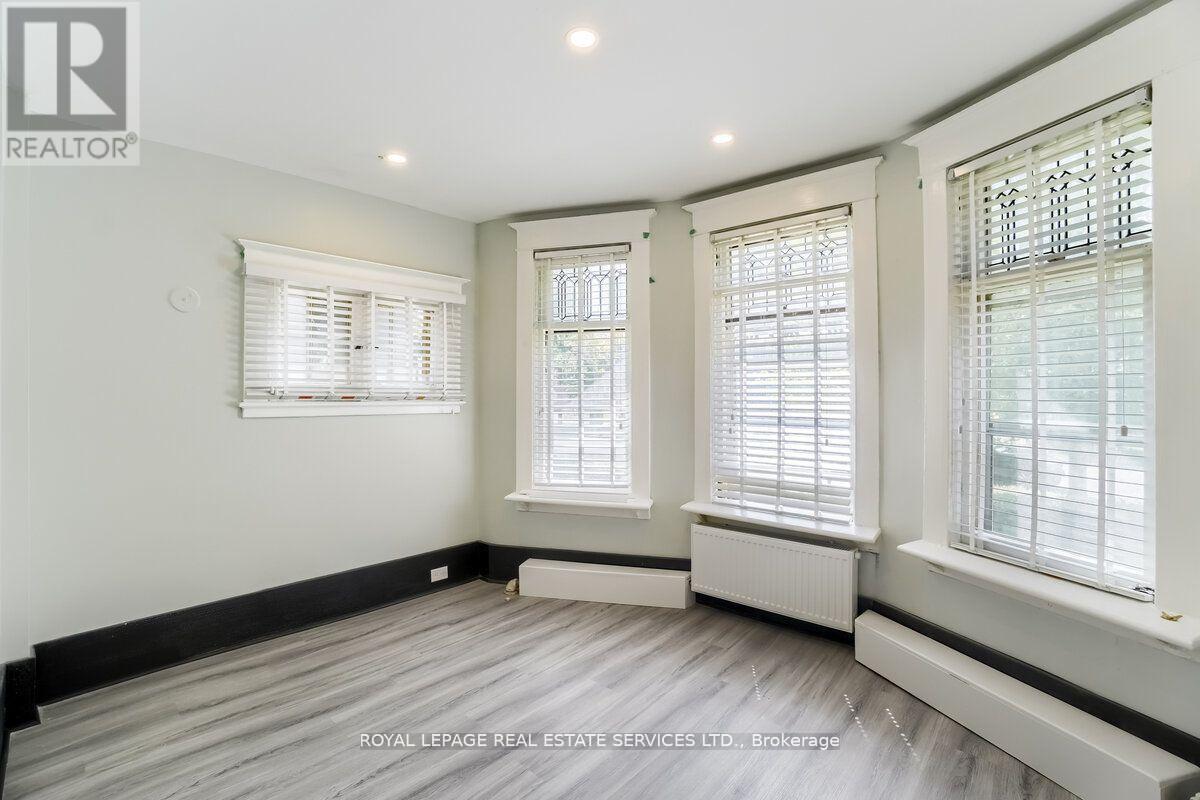 31 Tyndall Avenue, Toronto, Ontario  M6K 2E9 - Photo 10 - W13716274
