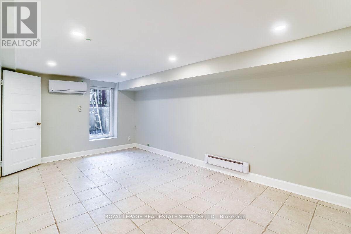 31 Tyndall Avenue, Toronto, Ontario  M6K 2E9 - Photo 36 - W13716274