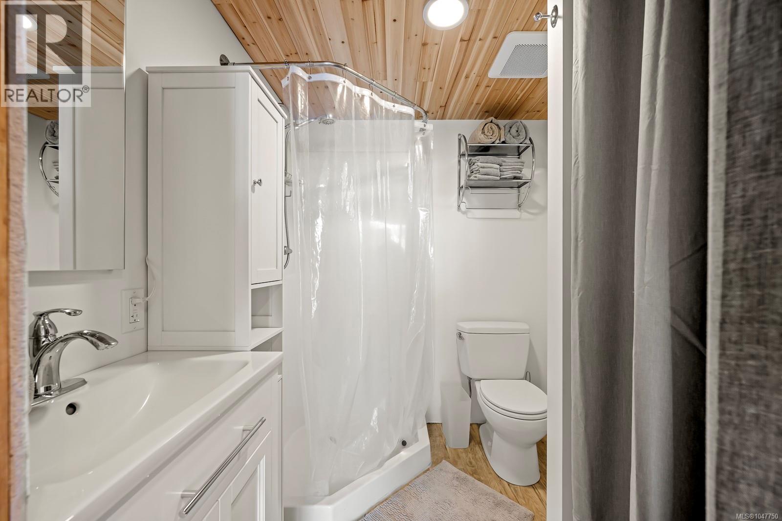 1710 Tiber Bay Rd, Cortes Island, British Columbia  V0P 1K0 - Photo 36 - 1047750