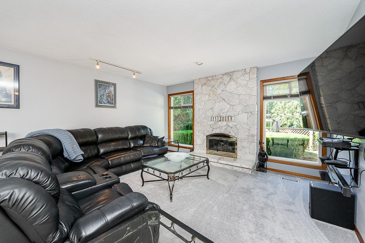 3762 Nanaimo Crescent, Abbotsford, British Columbia  V2T 4Z7 - Photo 5 - R3139043