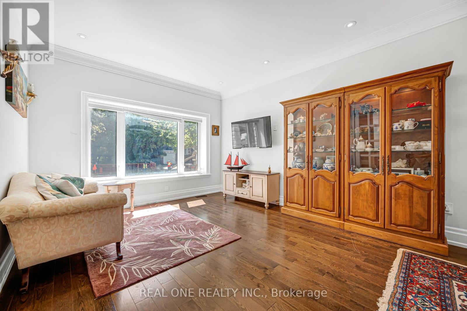 100 Ridelle Avenue, Toronto, Ontario  M6B 1J6 - Photo 10 - C13715548