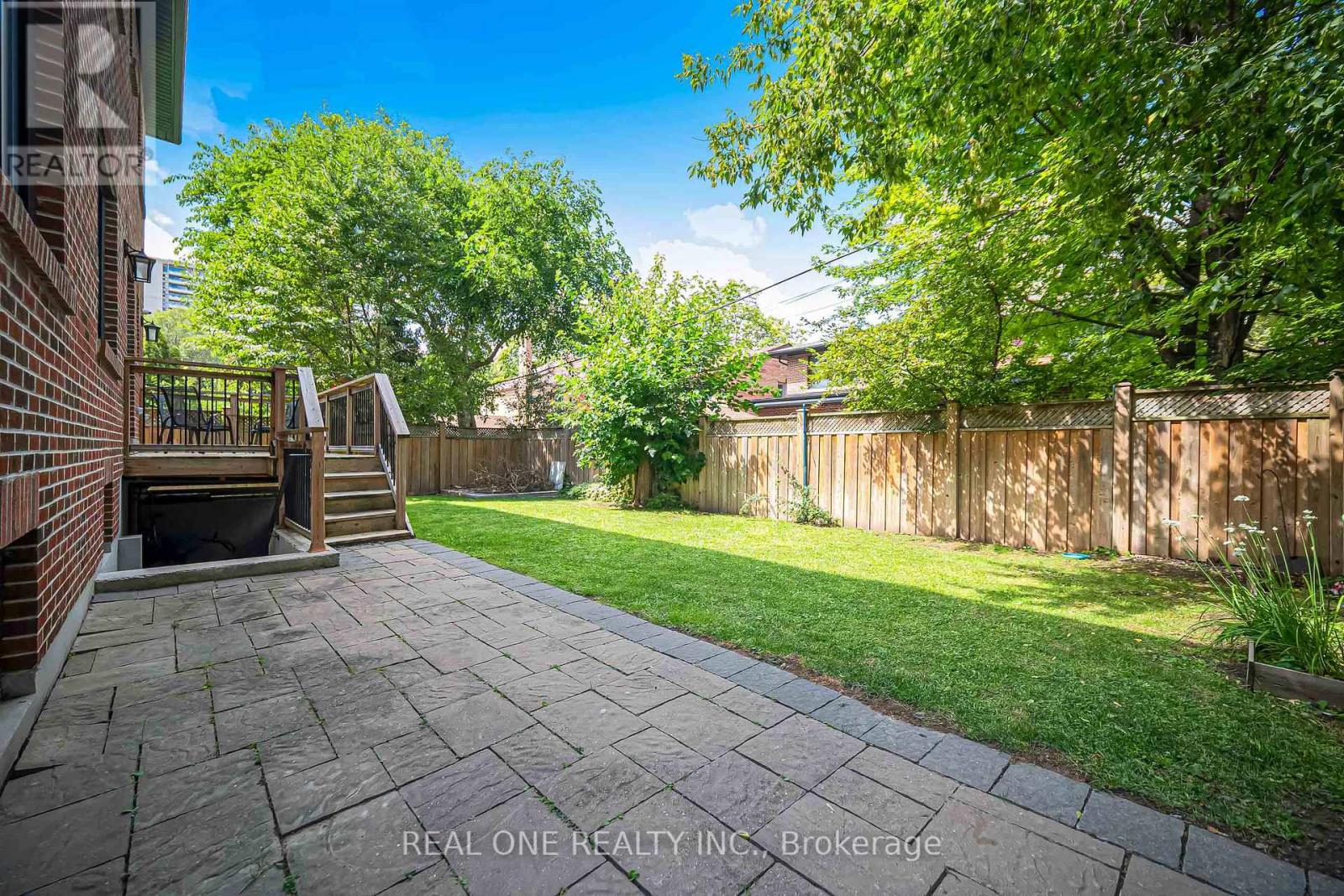 100 Ridelle Avenue, Toronto, Ontario  M6B 1J6 - Photo 41 - C13715548