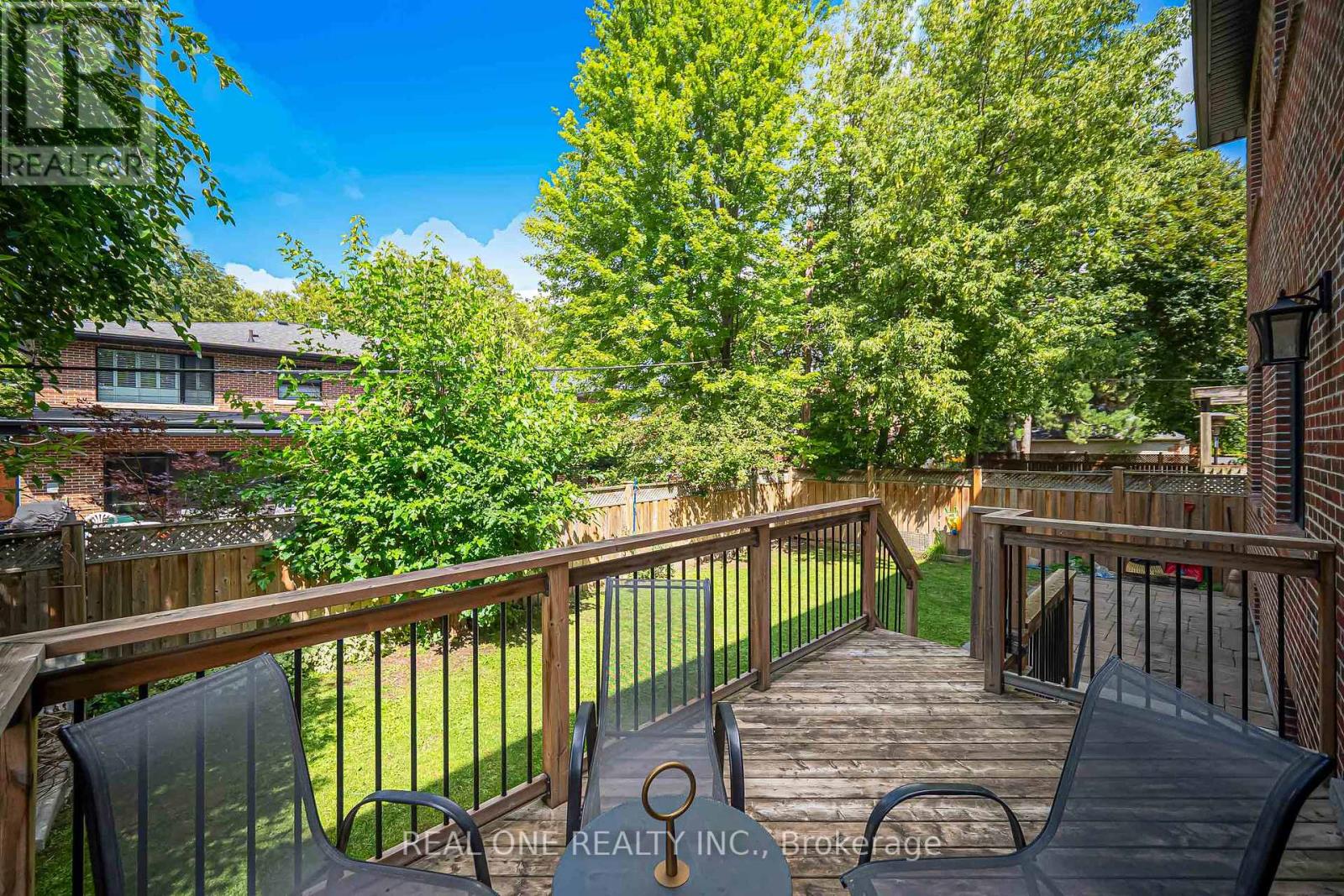 100 Ridelle Avenue, Toronto, Ontario  M6B 1J6 - Photo 43 - C13715548