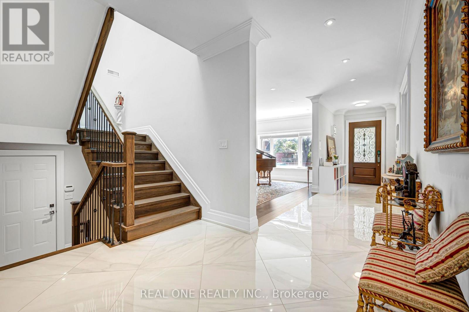 100 Ridelle Avenue, Toronto, Ontario  M6B 1J6 - Photo 9 - C13715548