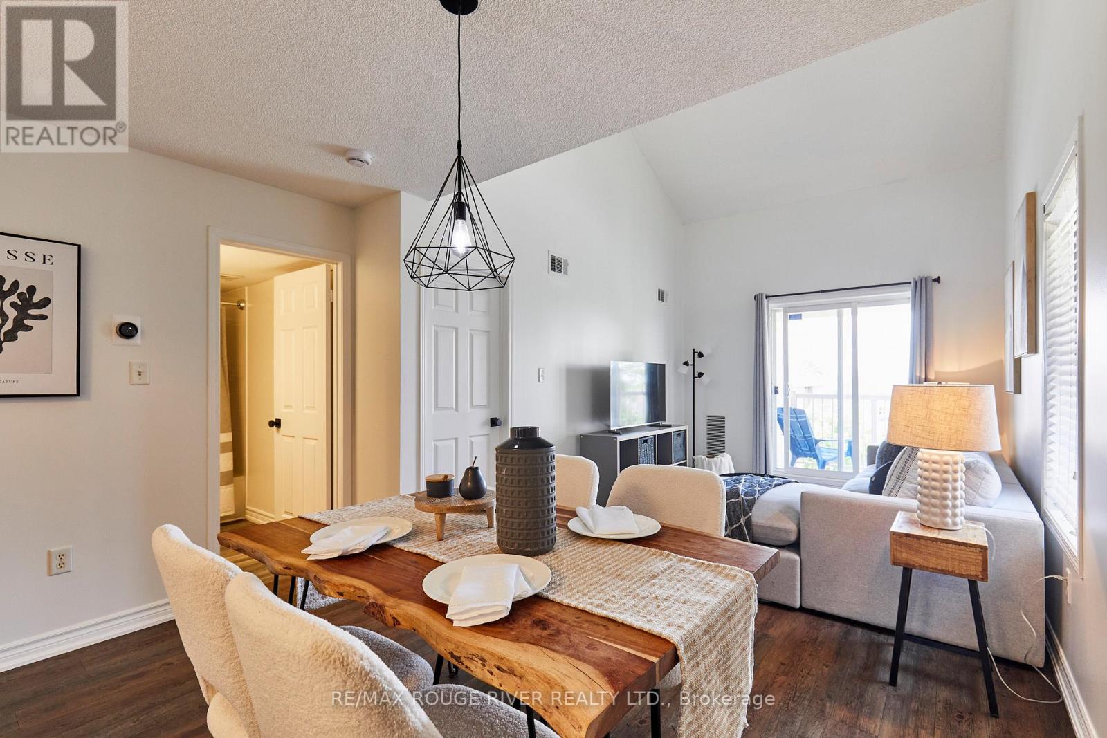 3 - 92 Petra Way, Whitby (Pringle Creek), Ontario  L1R 0A3 - Photo 8 - E13715648