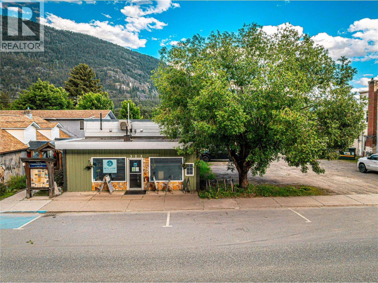 313 Railway Avenue, Salmo, British Columbia  V0G 1Z0 - Photo 40 - 10389591