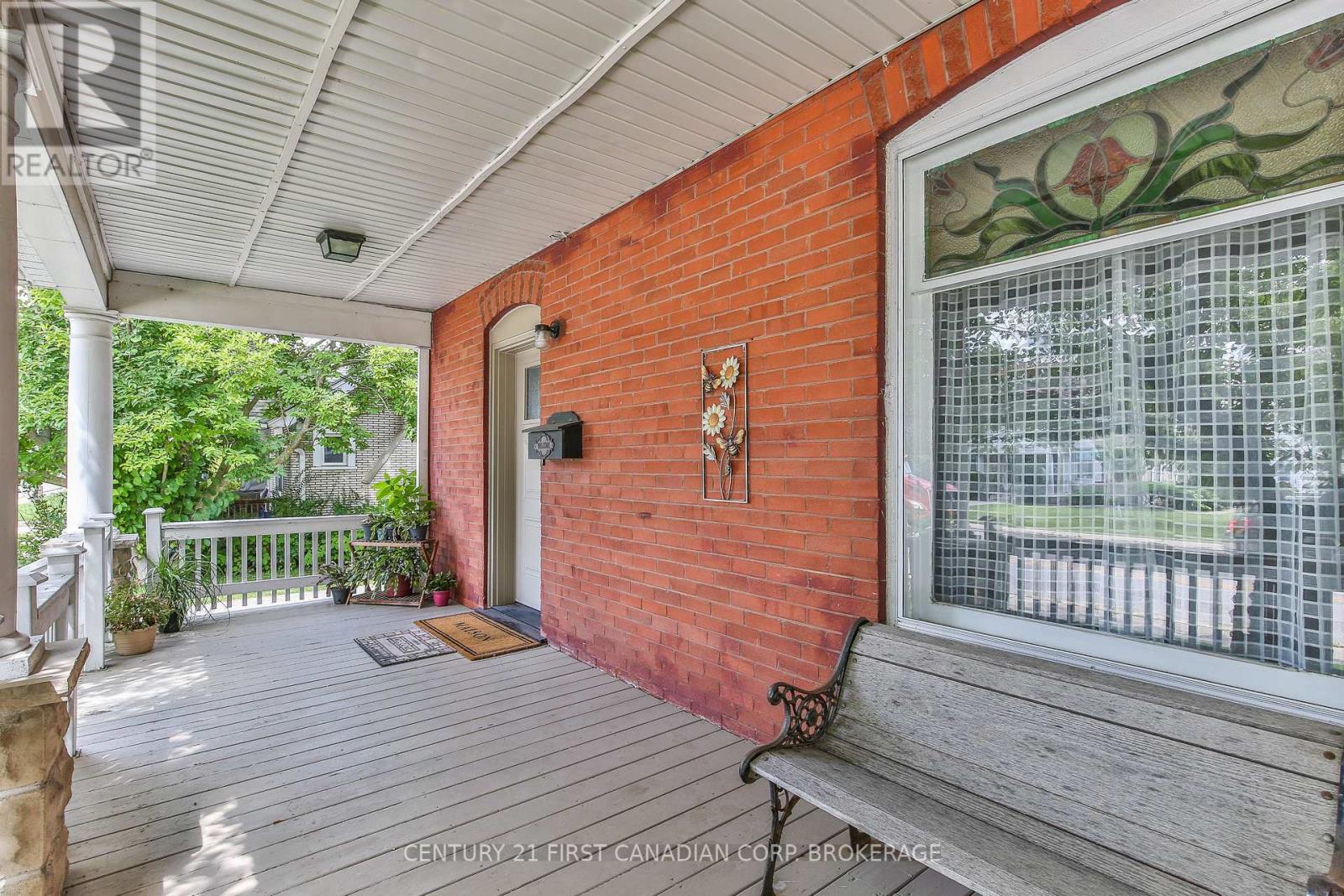 308 Broadway Street, Tillsonburg, Ontario  N4G 3S1 - Photo 5 - X13716328