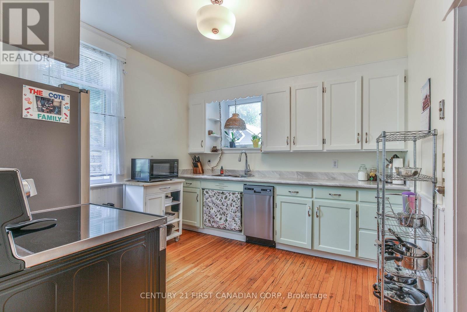 308 Broadway Street, Tillsonburg, Ontario  N4G 3S1 - Photo 8 - X13716328