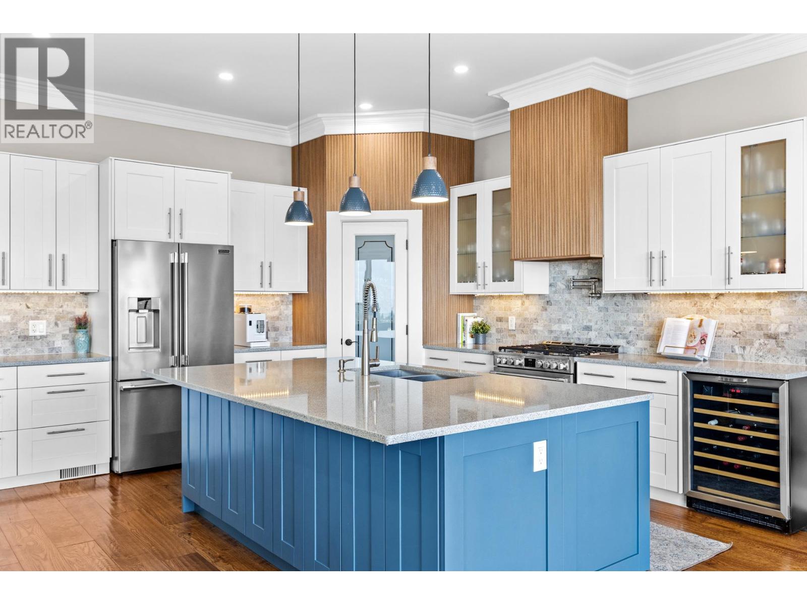 6112 Seymoure Avenue, Peachland, British Columbia  V0H 1X4 - Photo 8 - 10398777