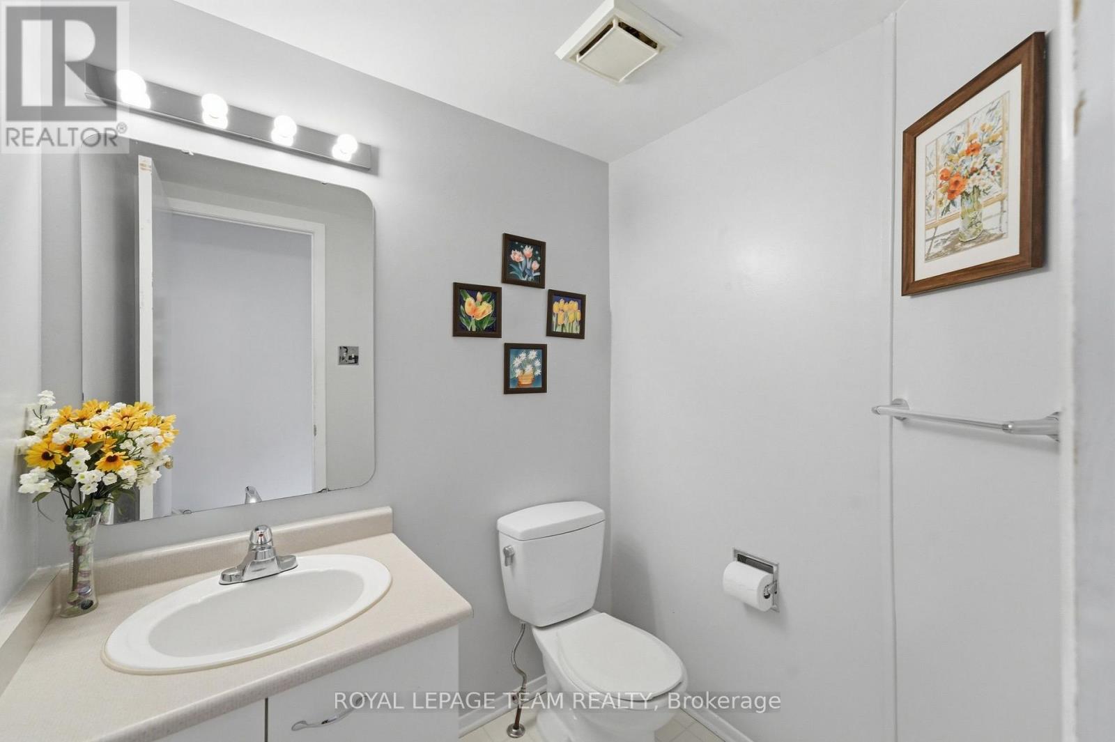 66 Armadale Crescent, Ottawa, Ontario  K2J 3Z3 - Photo 4 - X13716372