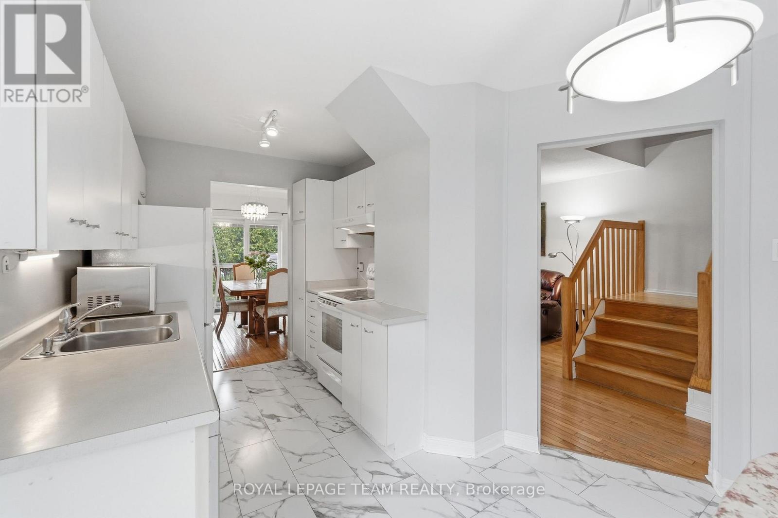 66 Armadale Crescent, Ottawa, Ontario  K2J 3Z3 - Photo 7 - X13716372