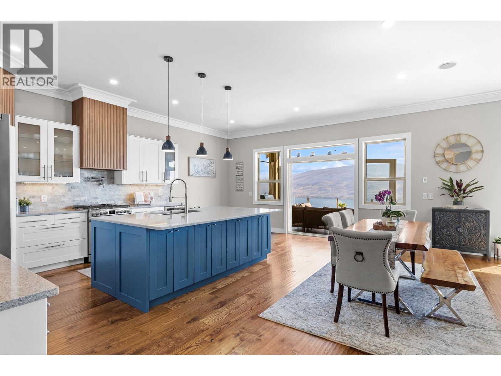 6112 Seymoure Avenue, Peachland, British Columbia  V0H 1X4 - Photo 7 - 10398777