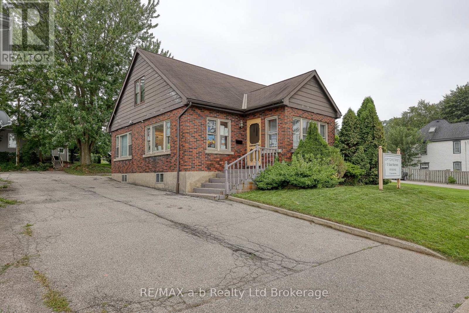 77 Charles Street W, Ingersoll, Ontario  N5C 2L7 - Photo 27 - X13716330