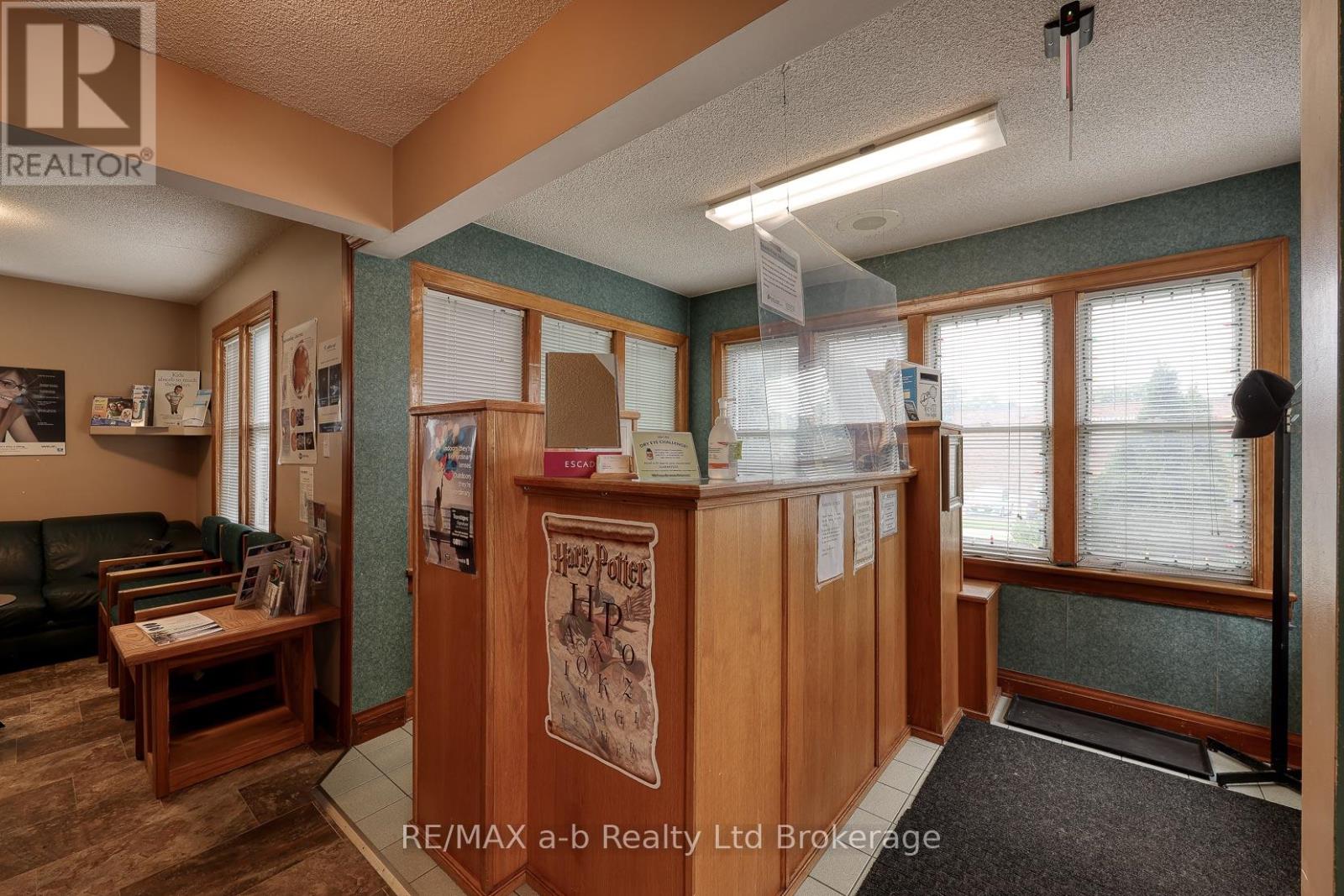 77 Charles Street W, Ingersoll, Ontario  N5C 2L7 - Photo 6 - X13716330