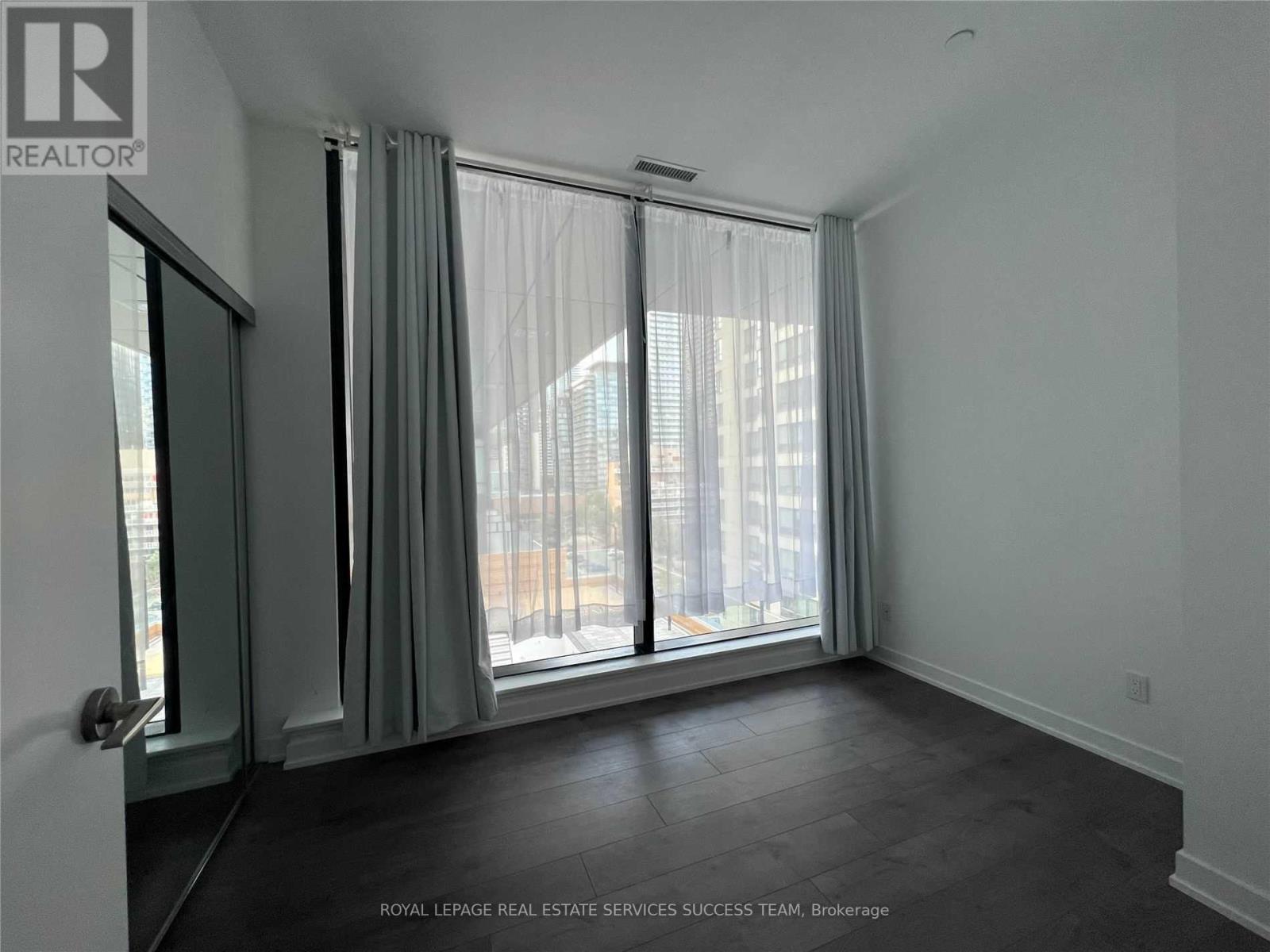 701 - 501 Yonge Street, Toronto, Ontario  M4Y 1Y4 - Photo 8 - C13716298