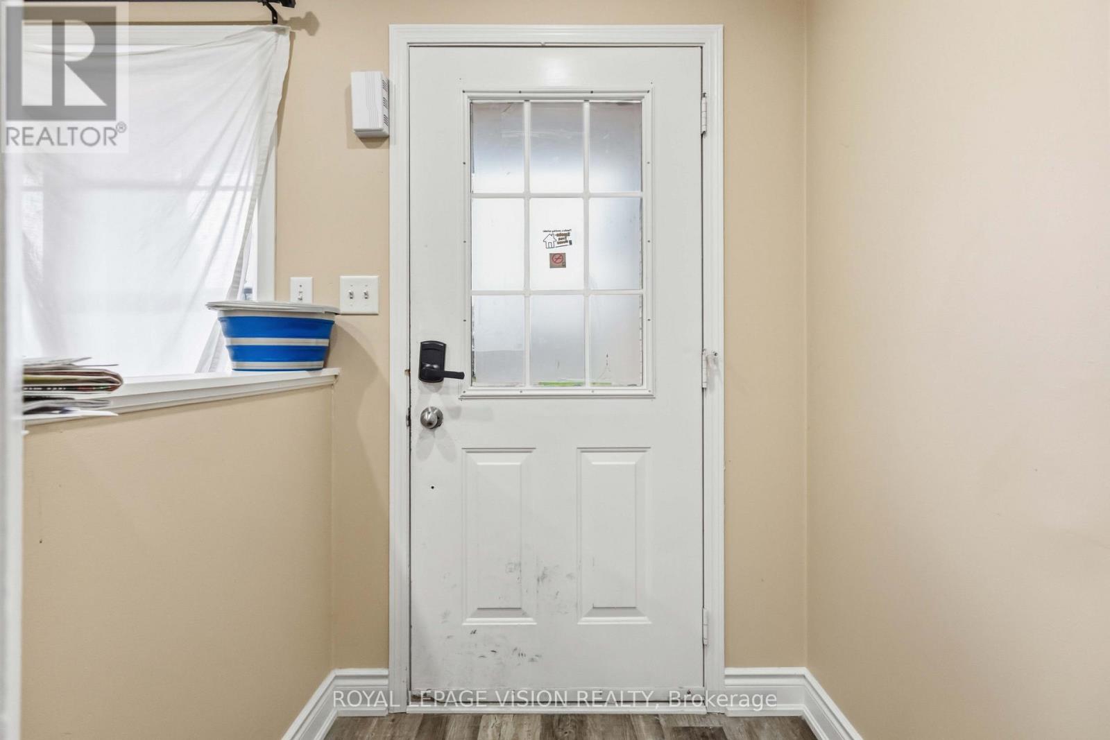 1815 Dalhousie Crescent, Oshawa, Ontario L1G 8C5 - Photo 4 - E13716332