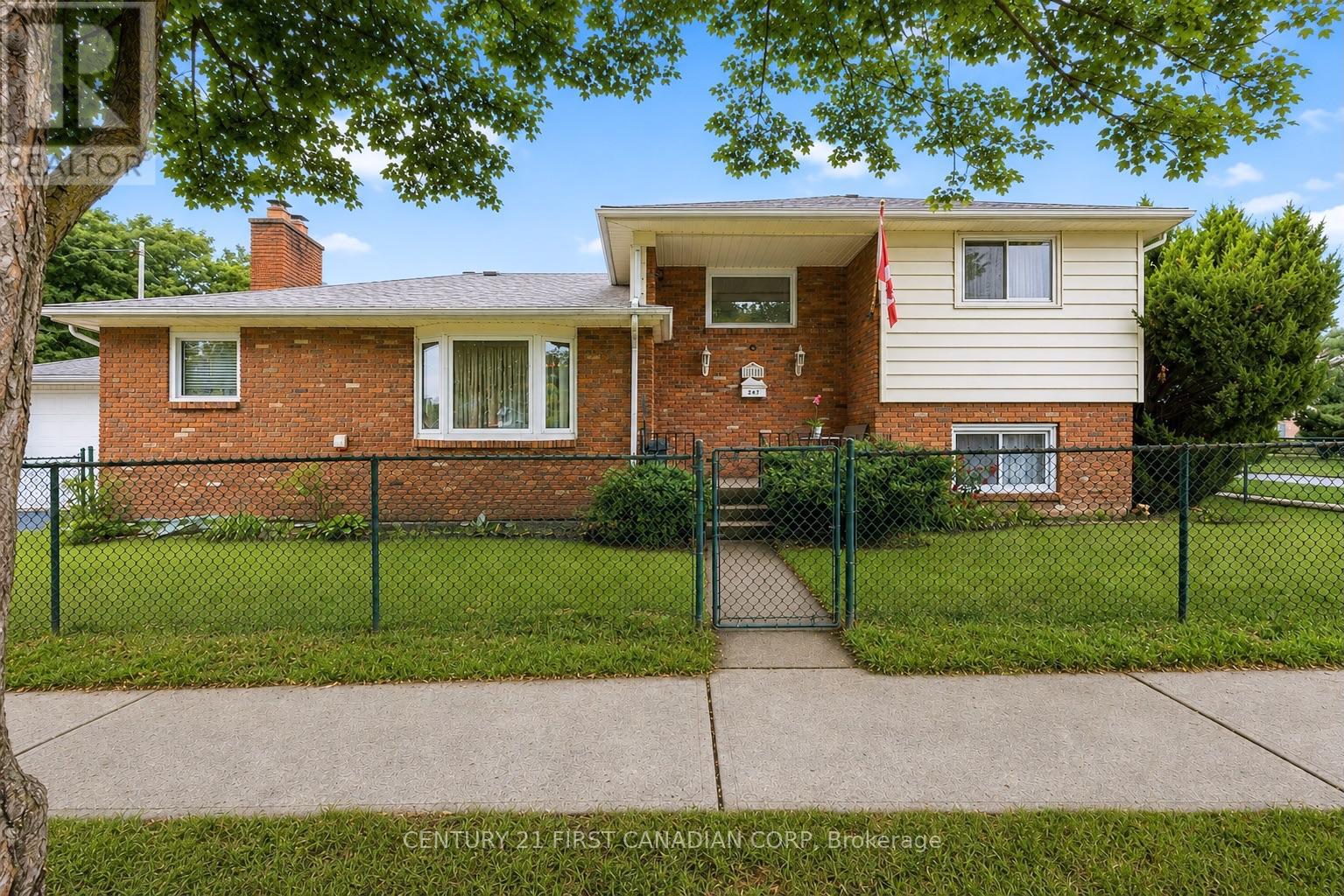 184 DURAND STREET, Sarnia, Ontario